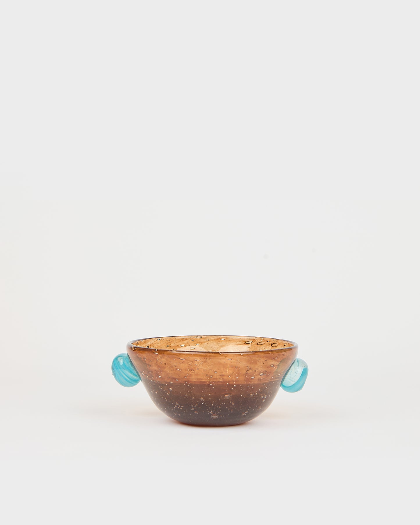 Brown ceramic bowl with blue handles on a white background, Poppy Cup – La Romaine Editions Bubble Glass – Maison Holder